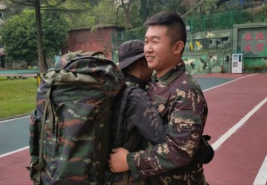 14岁亲子矛盾突出少年，从叛逆对抗到感恩懂事