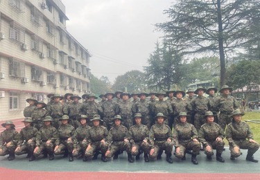 叛逆对抗型（16岁，男生，王某）