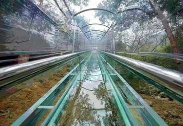 承德市玻璃旱滑道