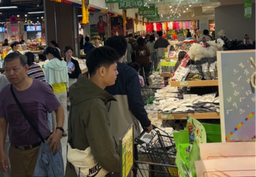 店内人气火爆