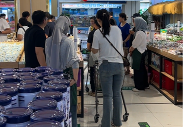 店内人气火爆