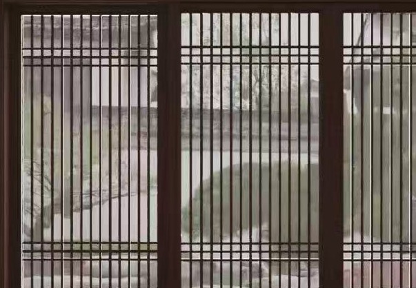 金属门窗