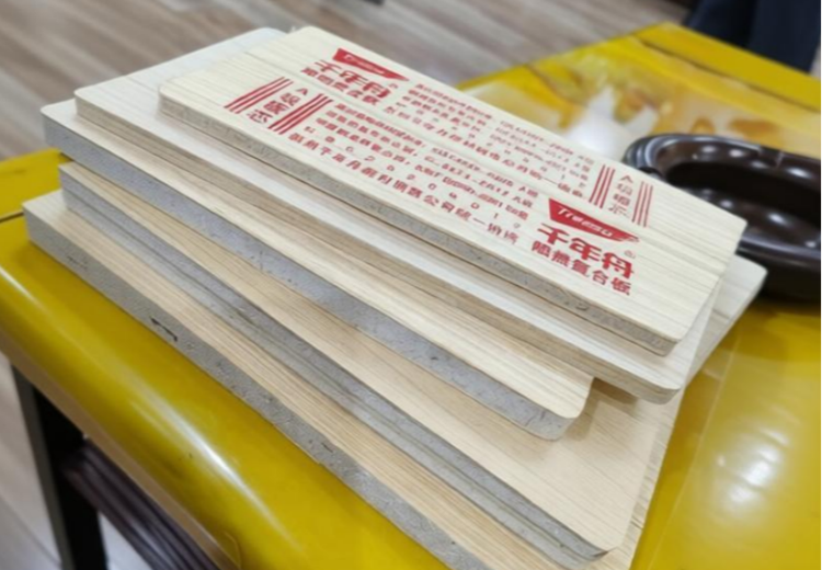 阻燃板：多层纵横交错热压，不易变形开裂，握钉力强，适用于需消防验收项目