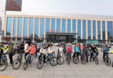 十三陵水库团建骑行活动素材