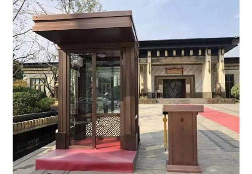 体积适中结构扎实多功能岗亭，多材质可选，本地工厂现货+定制，快速交付安装