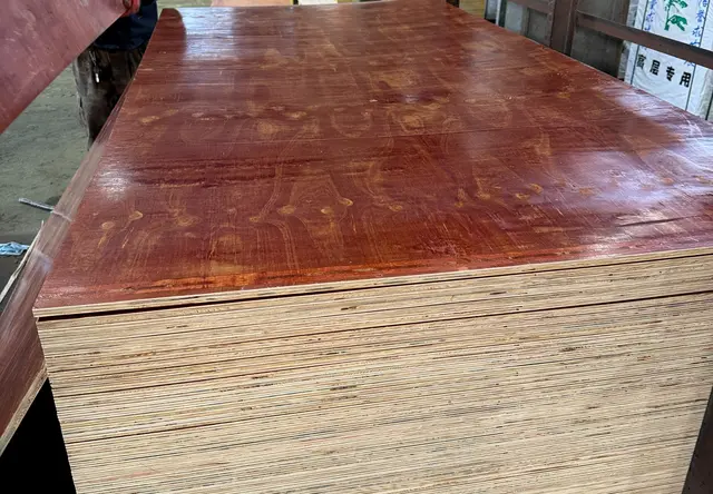 覆膜板