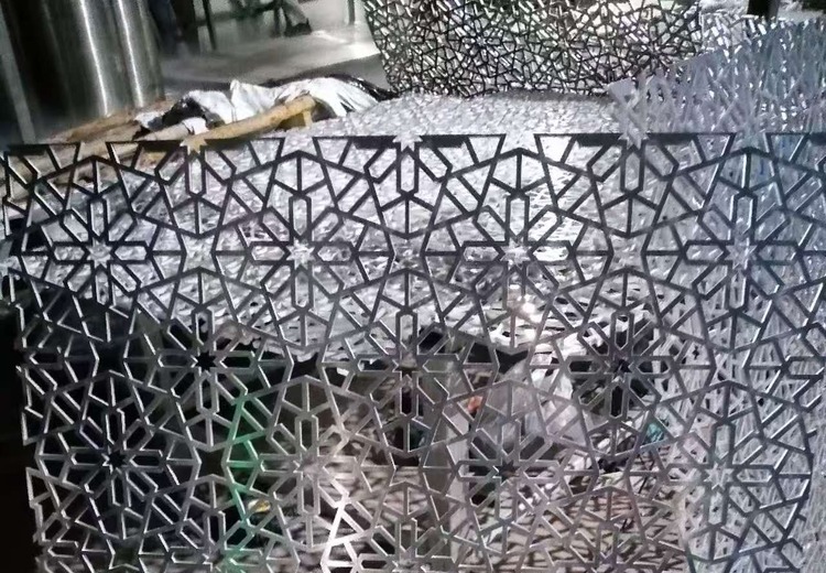 聚焦不锈钢全品类加工服务，设备技术双优，定制灵活高效，品质可控性价比高