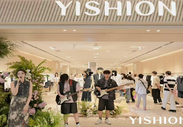 哈尔滨以纯黑标形象店盛装启幕冰城亮相设计有度释放无界风格魅力