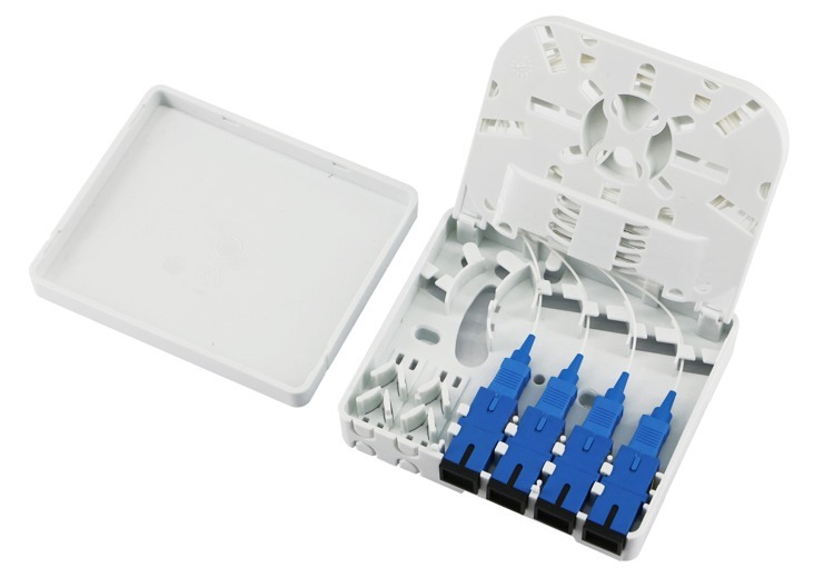 防护等级IP40，工作温度 -40℃~+70℃，适配SC/LC双工无耳适配器的产品，尺寸100*85*29mm