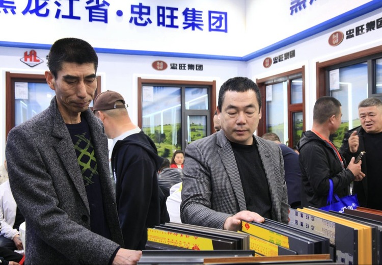 精彩呈现：展会照片带你领略展会现场的多元魅力与独特风采