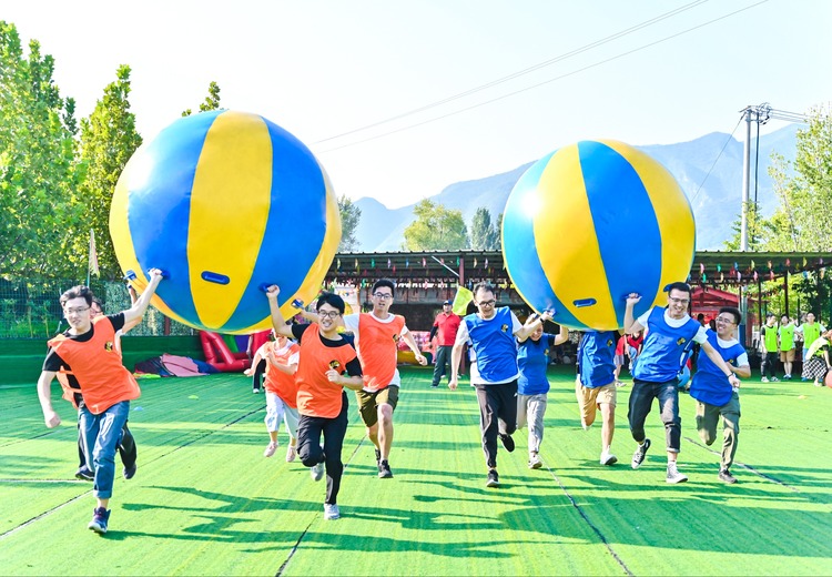热情洋溢 青春活力趣味运动会1日主题团建：怀柔基地精彩活动，熔炼团队提升凝聚力