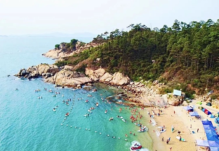 云霞向海岛 荧光照星辰惠州桑洲岛沙雕桨板2日主题团建，畅享海岛欢乐时光