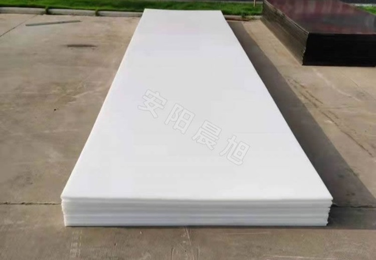 超高分子聚乙烯板材：集耐磨抗冲击等多优势于一身，广泛应用多行业的理想防护用材