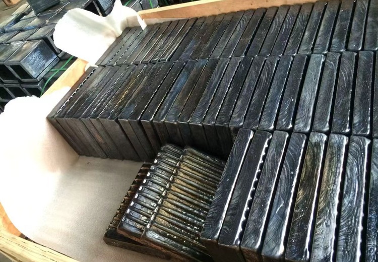 微晶铸石板：集超耐磨、耐腐、高温稳定等优势，适用于多工业场景的经典防护材料