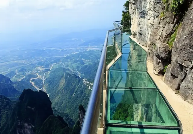 张家界+武陵源+天门山3日2晚拼小团