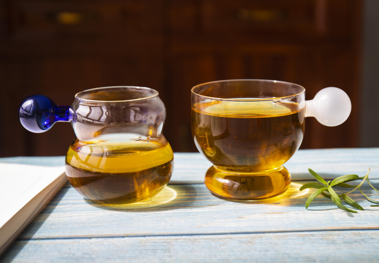 河间28年老牌玻璃瓶厂：高硼硅材质+老师傅手工技艺，提供ODM/OEM一站式酒瓶定制服务