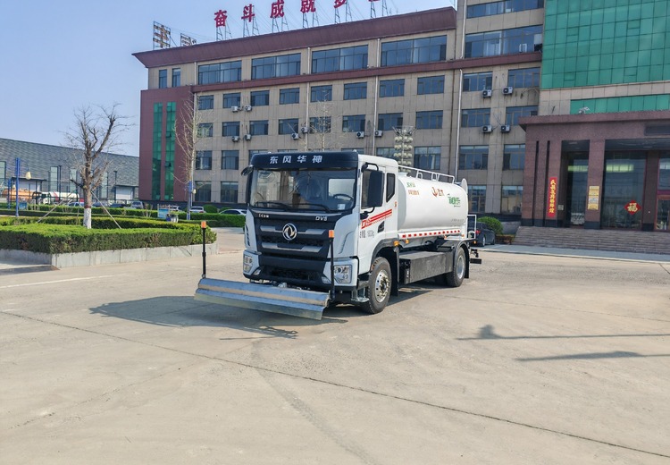 纯电动洒水车：零排放低噪音，多功能适用多场所，助力环卫绿化日常作业