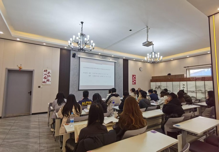 公务员考试培训、在校生与在职考公助力，银行国企及研究生考试培训全涵盖