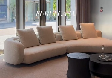 侘寂奶油风弧形沙发｜FURUI CASA 成都金融城大平层实景