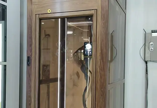 家用电梯