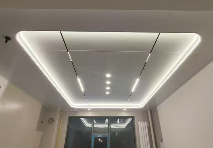 全铝蜂窝大板：源自航空技术，集多重优势，覆盖家装与工程两大领域