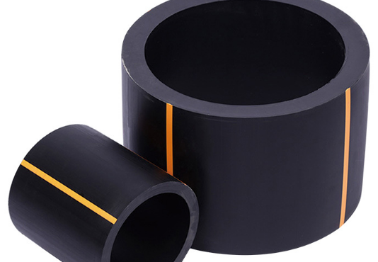 黑色带黄线管材，具备SDR17与SDR11压力规格，口径20mm - 800mm任您选