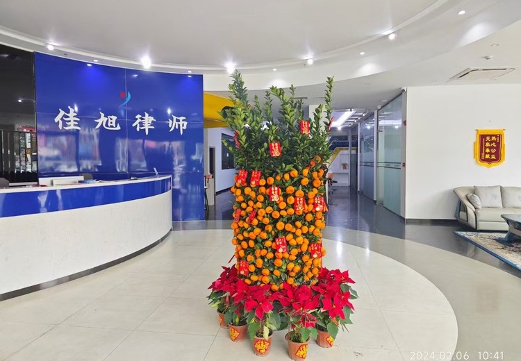 专业处理婚姻家事、经济纠纷等多领域案件，提供企业法律顾问服务