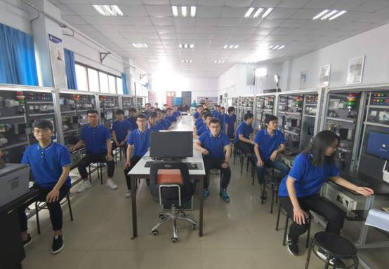 河南机电学院：多专业多元发展，师资强成果丰，学生竞赛屡获佳绩