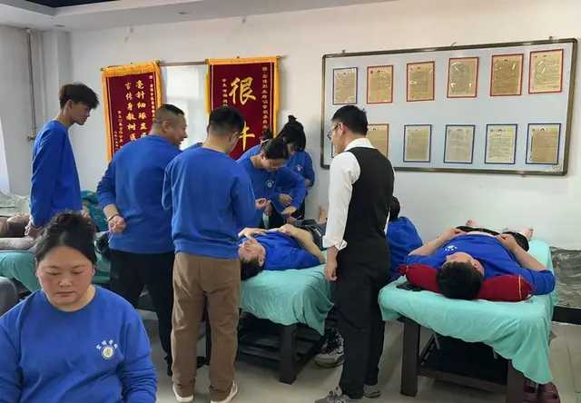 宏博职业培训学校