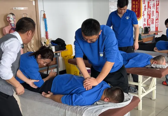 宏博职业培训学校