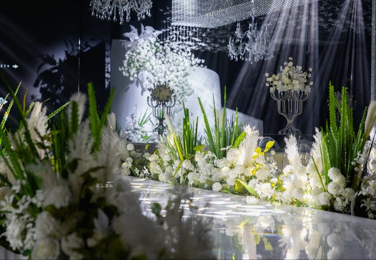 汉礼花园酒店：草坪婚礼、升学宴佳选，婚礼季套餐与舒适住宿一站式服务