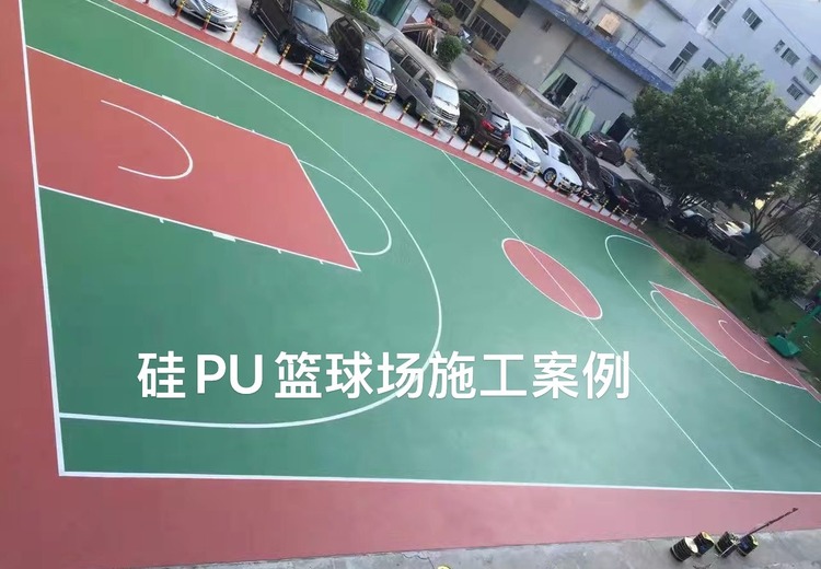 展示三张独特图片，涵盖不同场景与风格，带来视觉上的别样体验