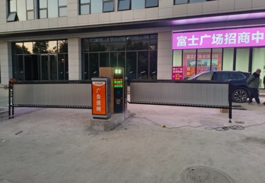 广告道闸案例