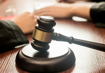 关于代理昂某某涉嫌故意伤害罪（轻伤二级）一案取得酌定不起诉决定并彻底化解背景纠纷的案件分享