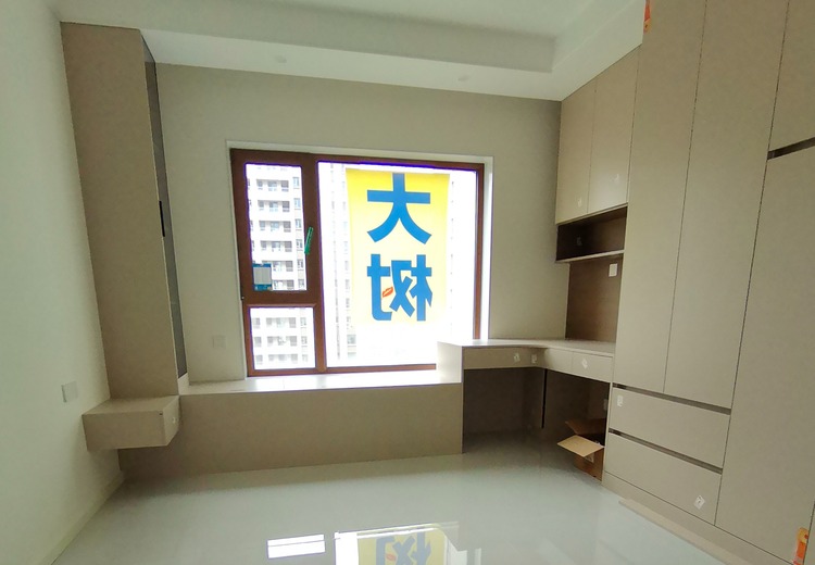 橱柜衣柜榻榻米等全屋定制，多风格可选，ENF级环保，五金终身质保
