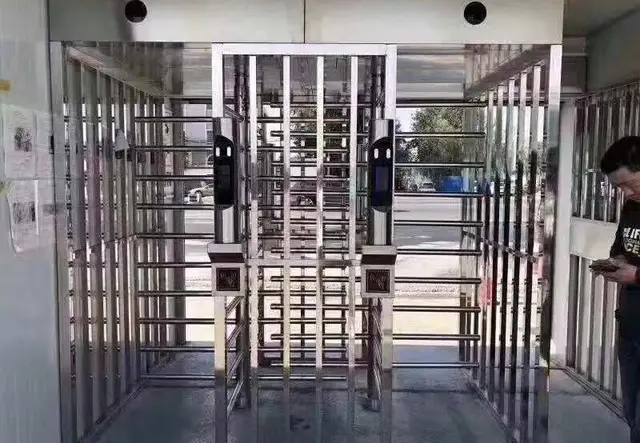 人脸识别全高闸