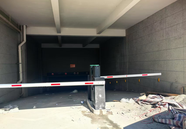鑫建星客户案例-直杆道闸