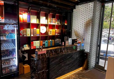 明月州门店，前台