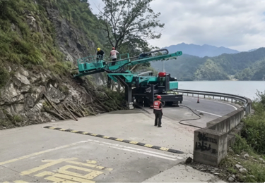 国道边坡治理实拍