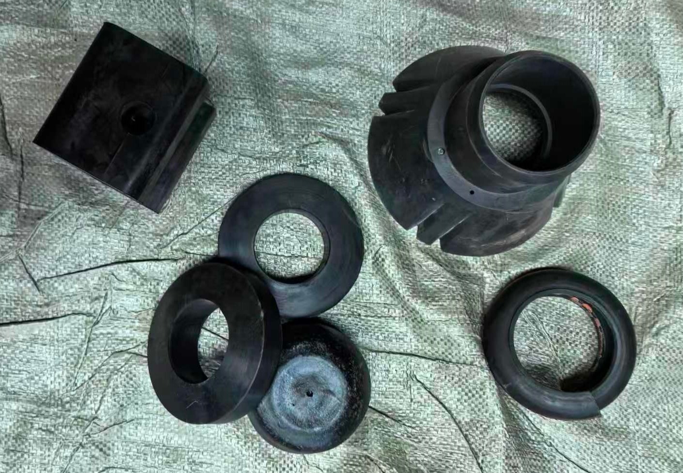 橡胶异形件
