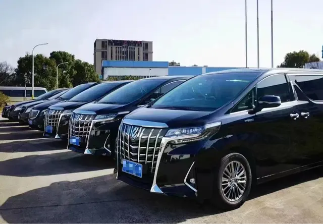 埃尔法租车
