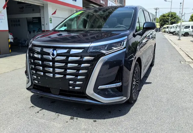 腾势D9租车