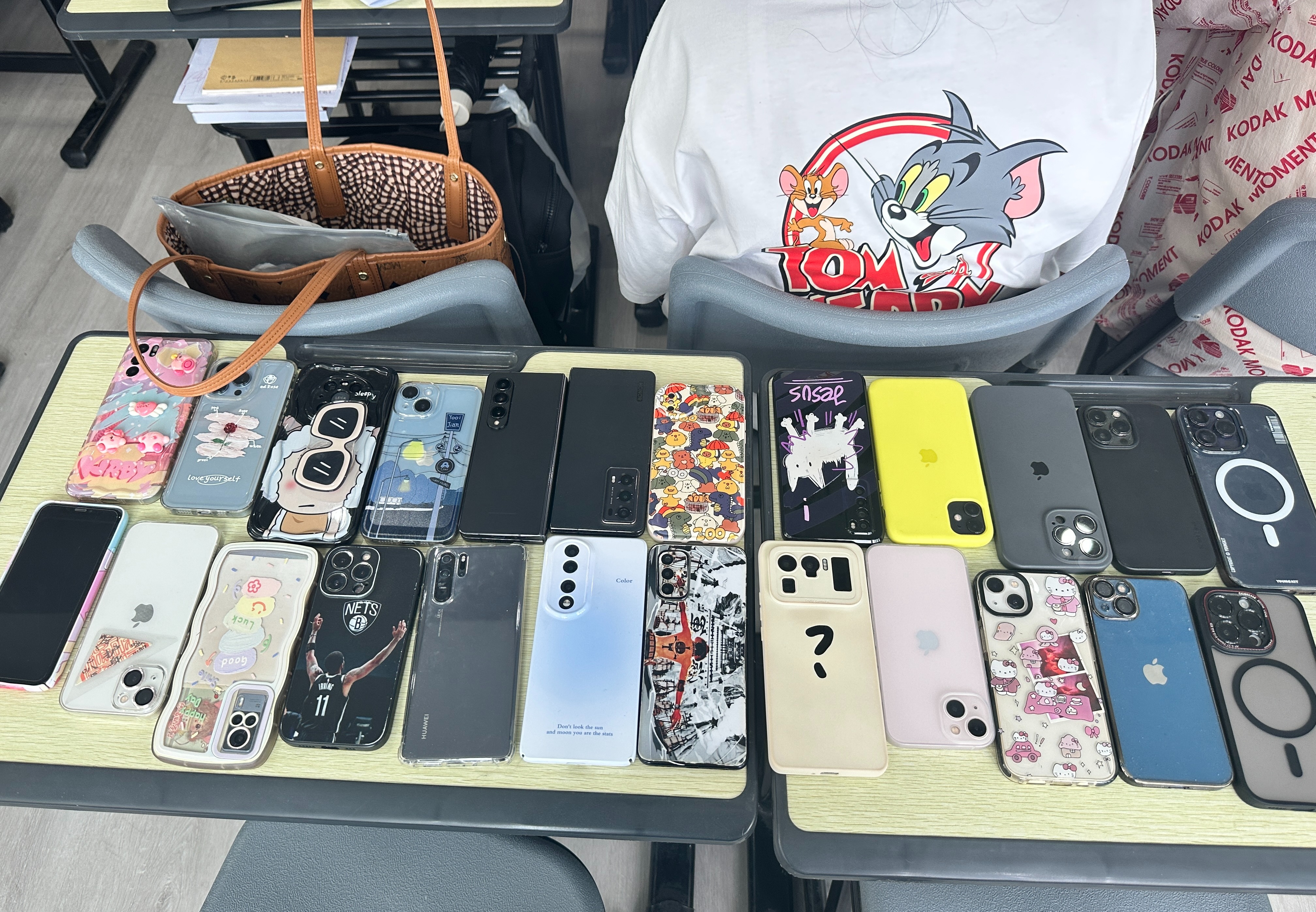 言焱公考