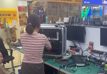 电脑维修主机