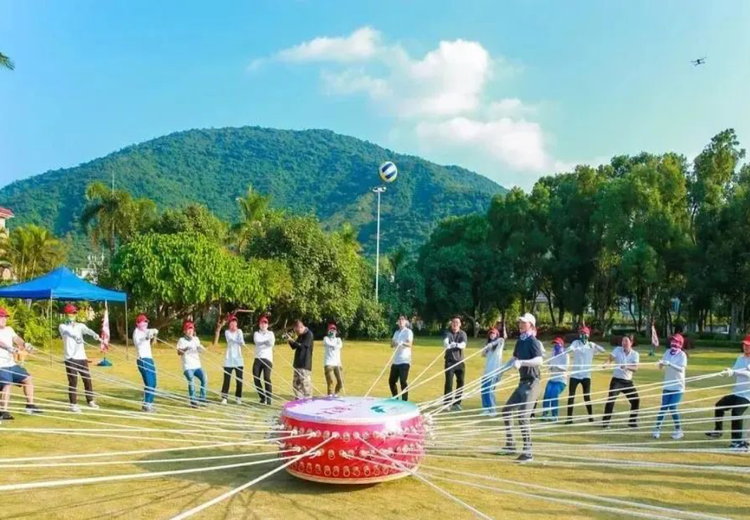 趣味运动会主题团建来袭！新颖玩法释放团队力量，快来赛场激情燃烧！