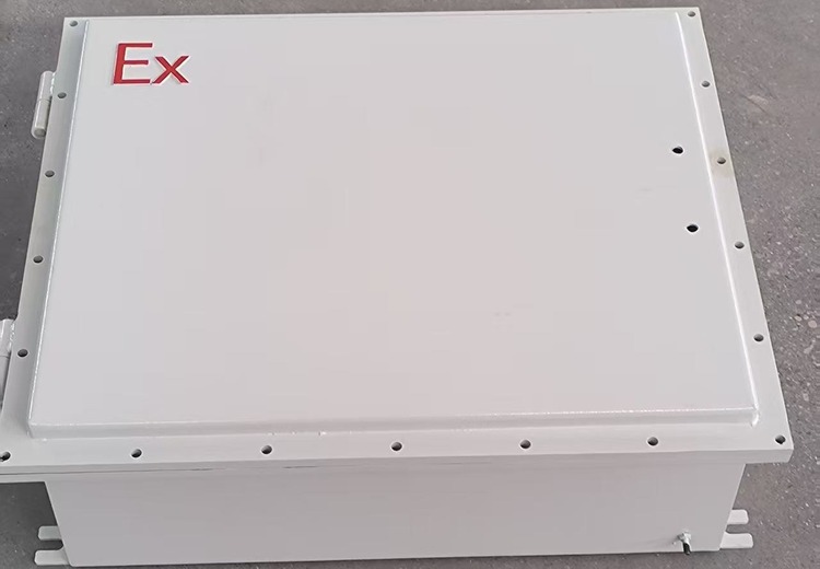 优质铝合金防爆接线箱，适用于多行业危险场所，防护性能稳定，布线便捷
