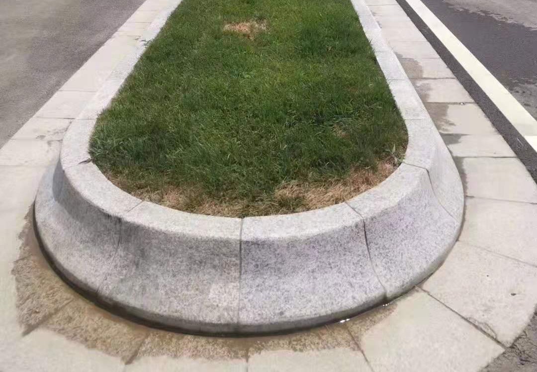 路沿石