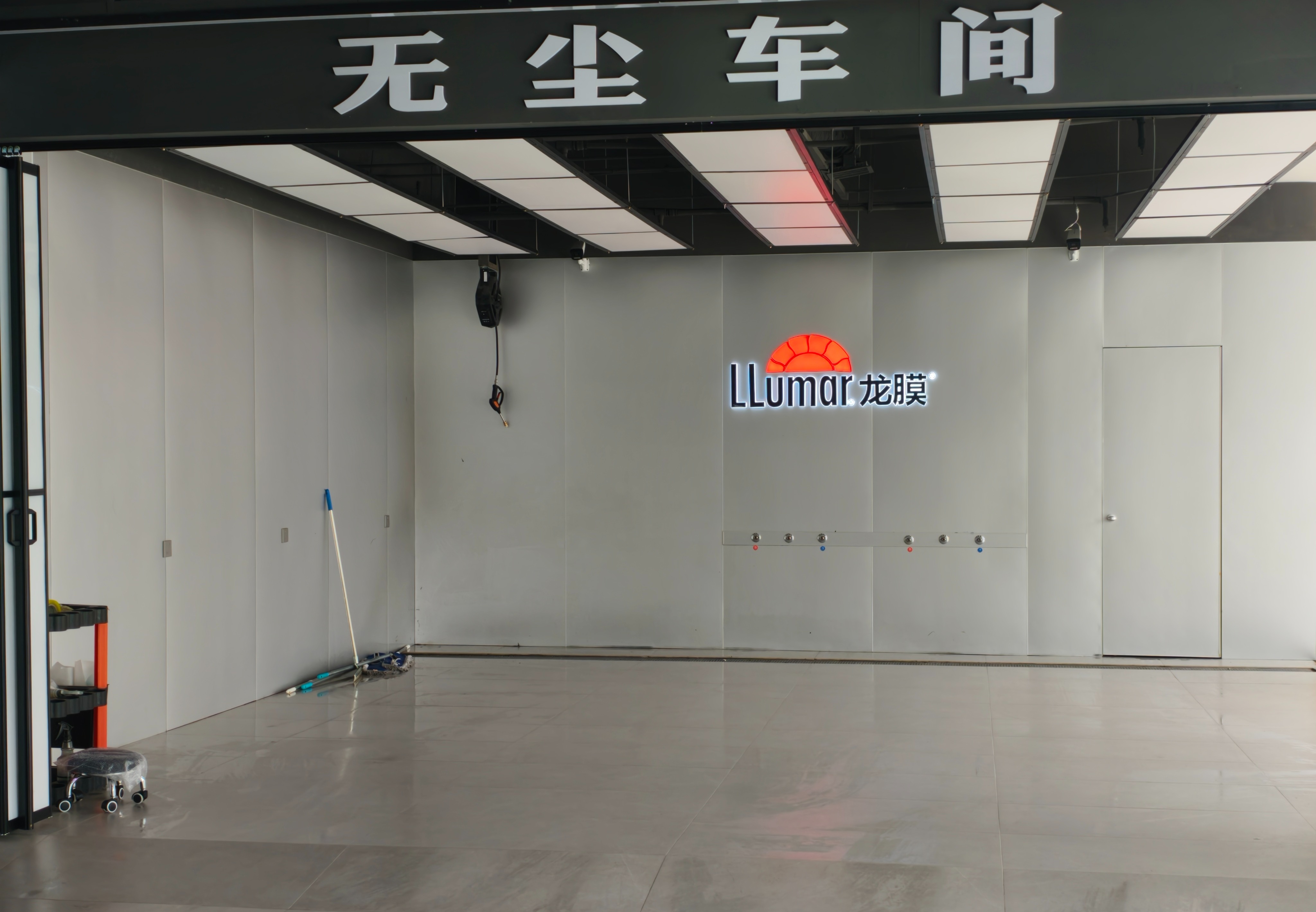 天隆商务车装饰