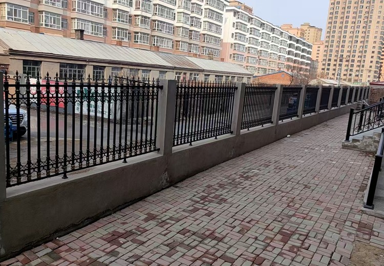 哈尔滨本地源头工厂宏大铝艺大门，适配北方气候，多样定制，一站式服务