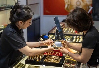 越南黄金珠宝行业迎 14 年最大改革：取消许可、放宽加工进口、大额交易强监管